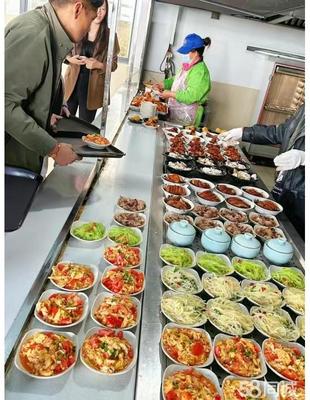 学校工厂食堂承包,集体用餐快餐盒饭配送,商务餐